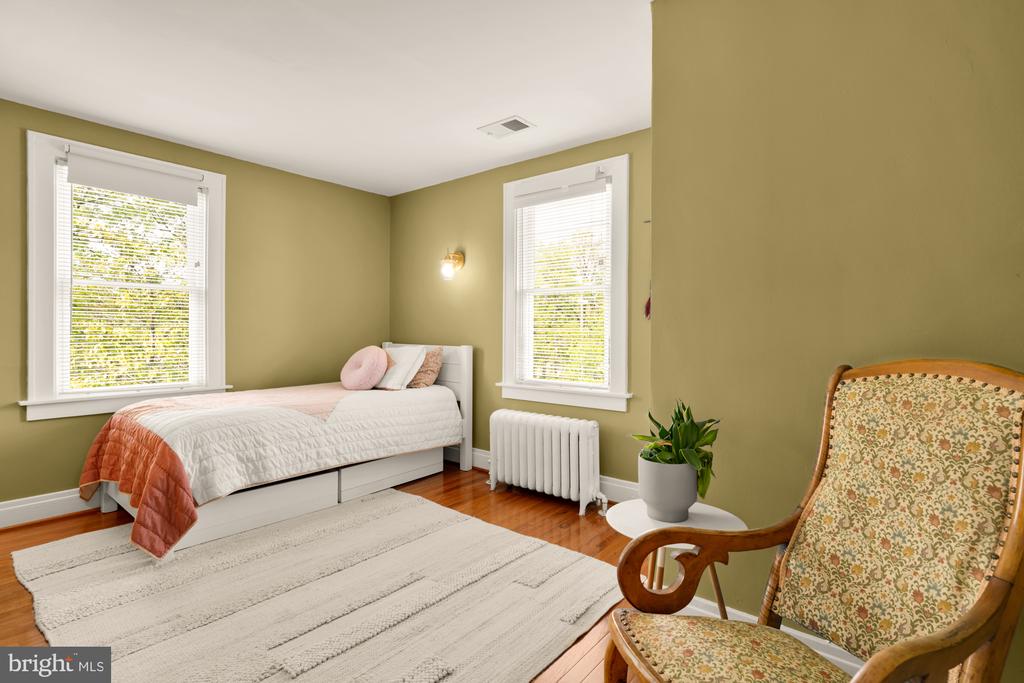 3403 Cheverly