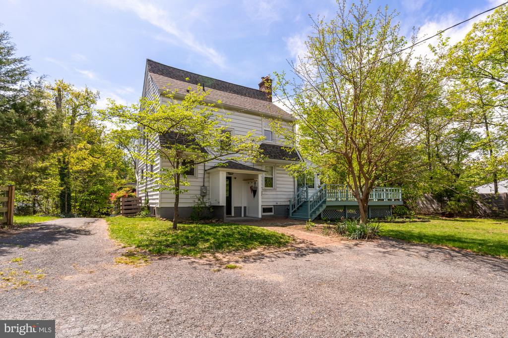 3403 Cheverly