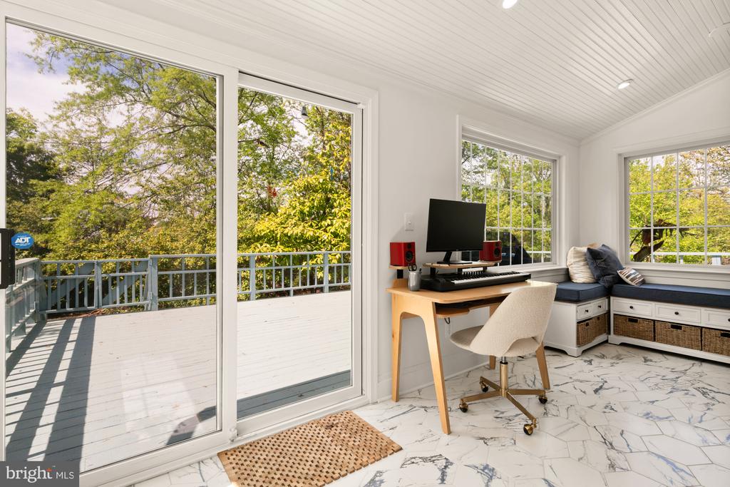 3403 Cheverly
