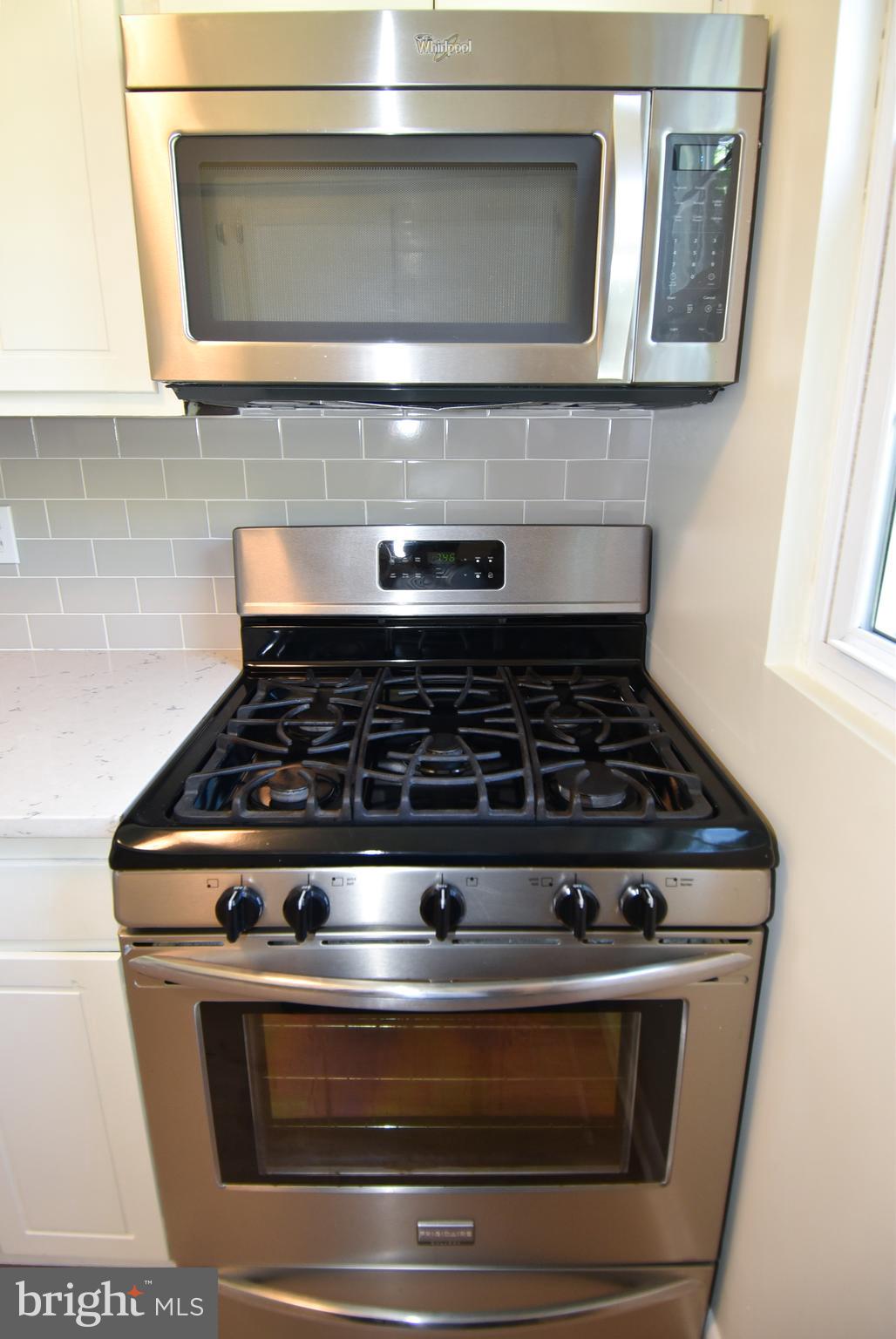 2028 Vermont St N #203