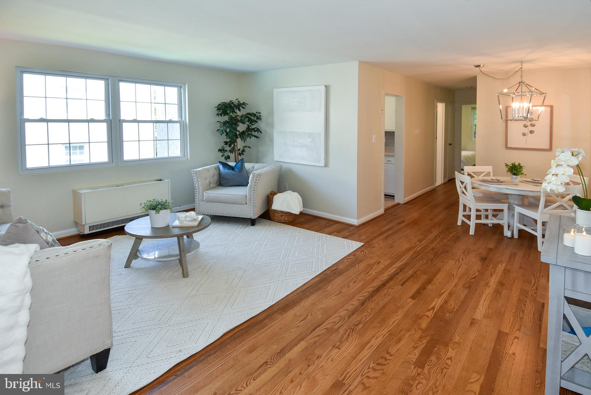 2028 Vermont St N #203