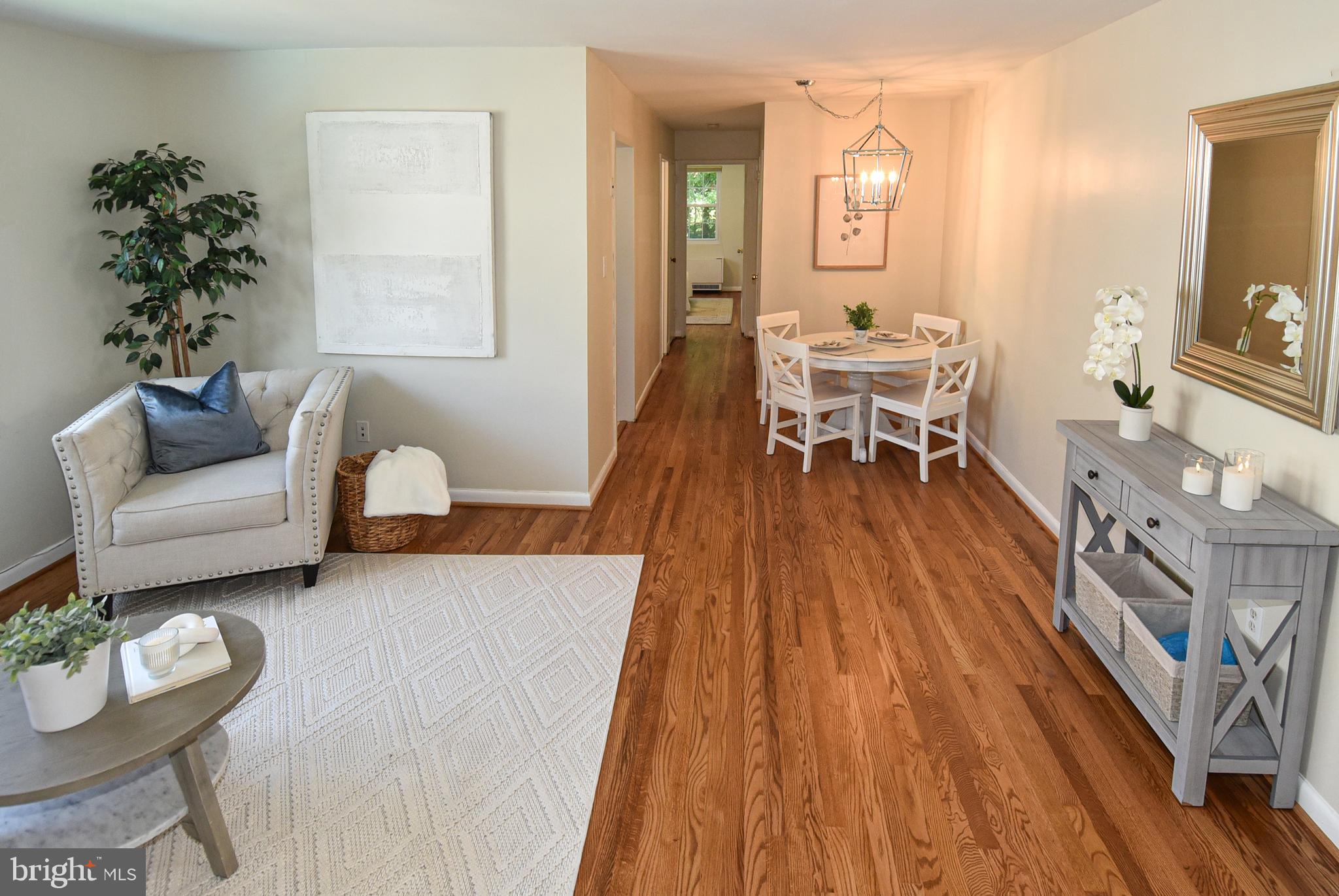 2028 Vermont St N #203