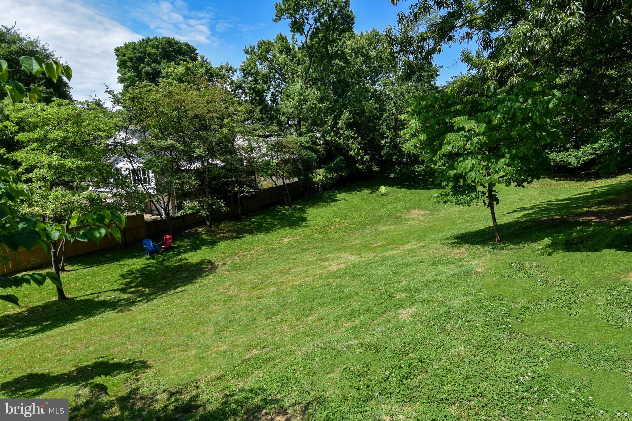 2028 Vermont St N #203