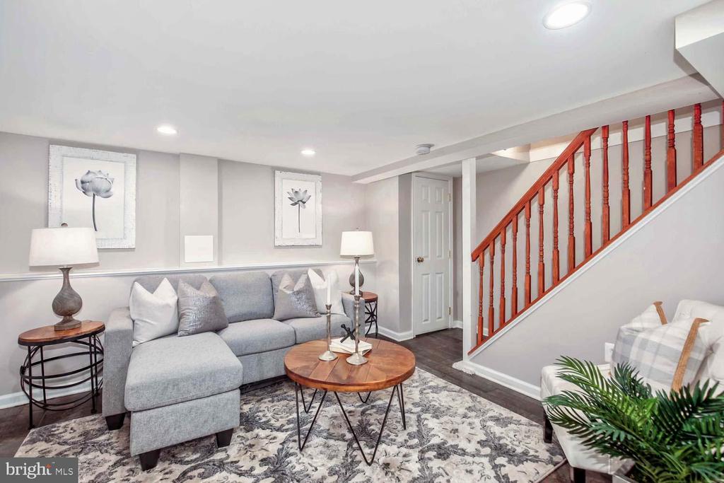 514 E Alexandria Ave