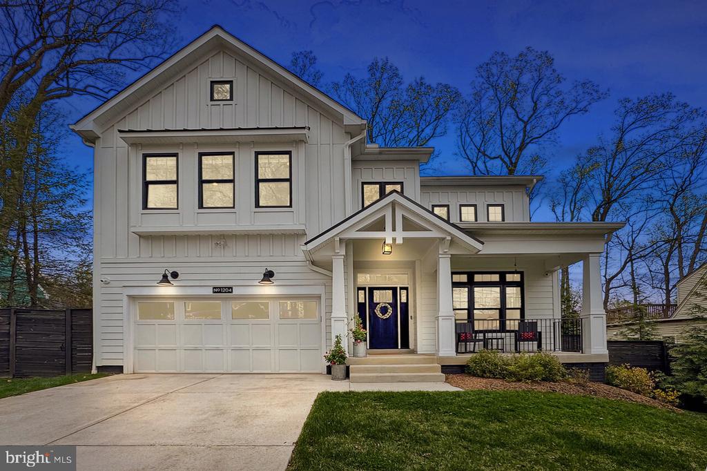 1204 Seaton Ln