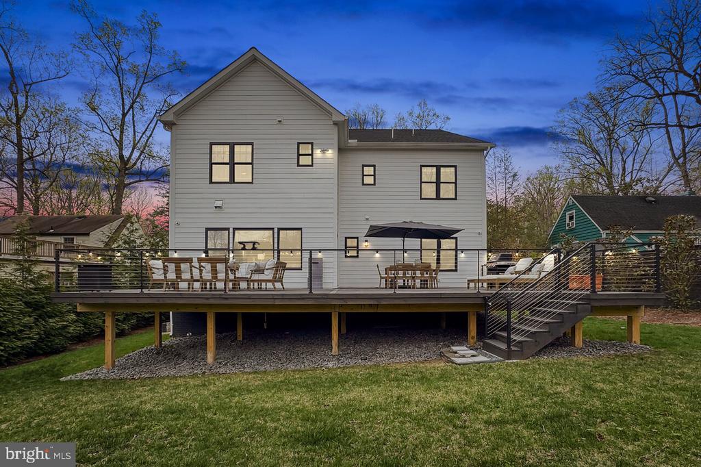 1204 Seaton Ln
