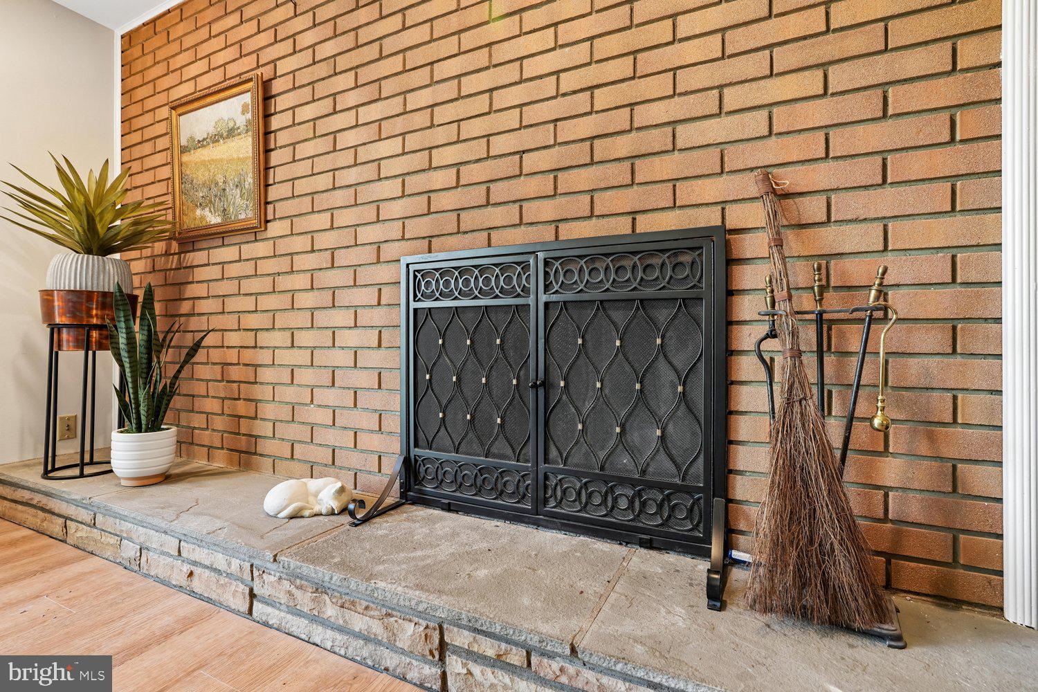 7407 GATEWOOD COURT