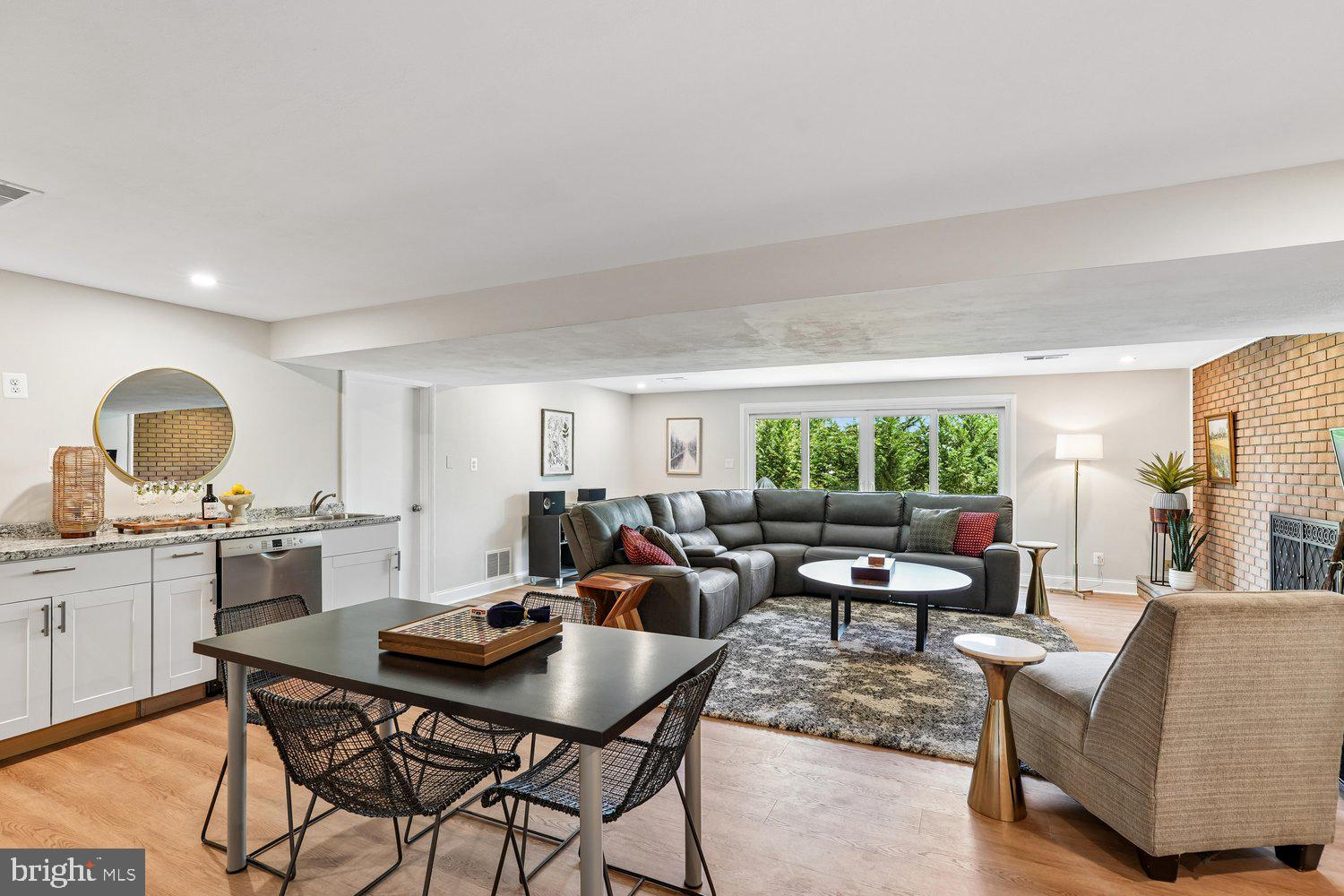 7407 GATEWOOD COURT