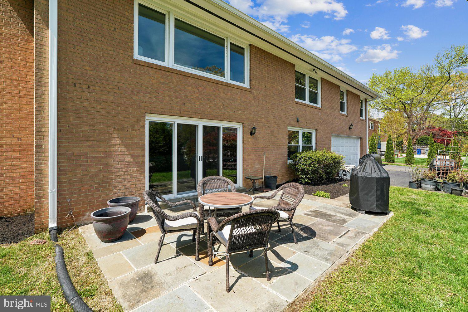 7407 GATEWOOD COURT