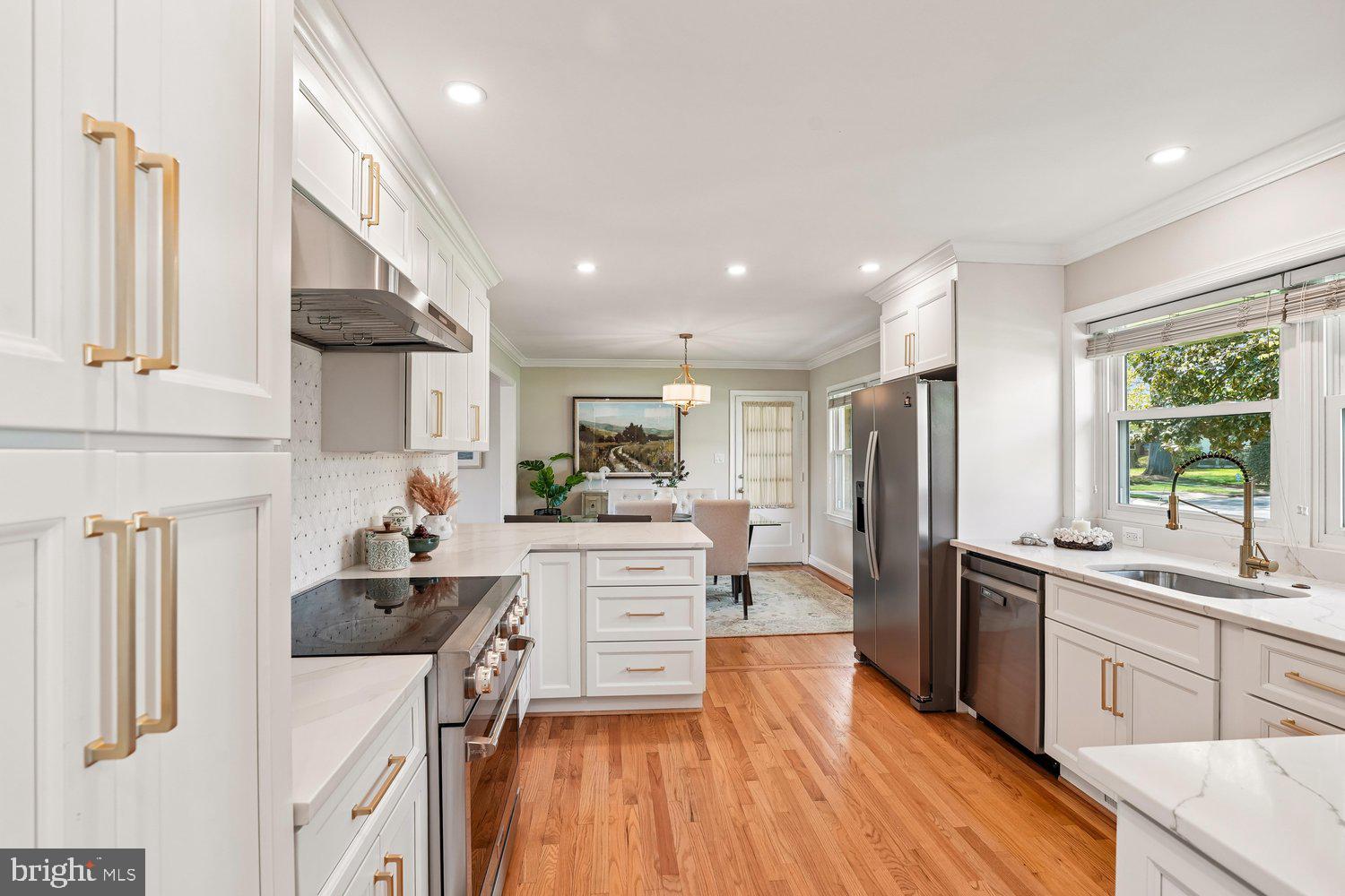 7407 GATEWOOD COURT