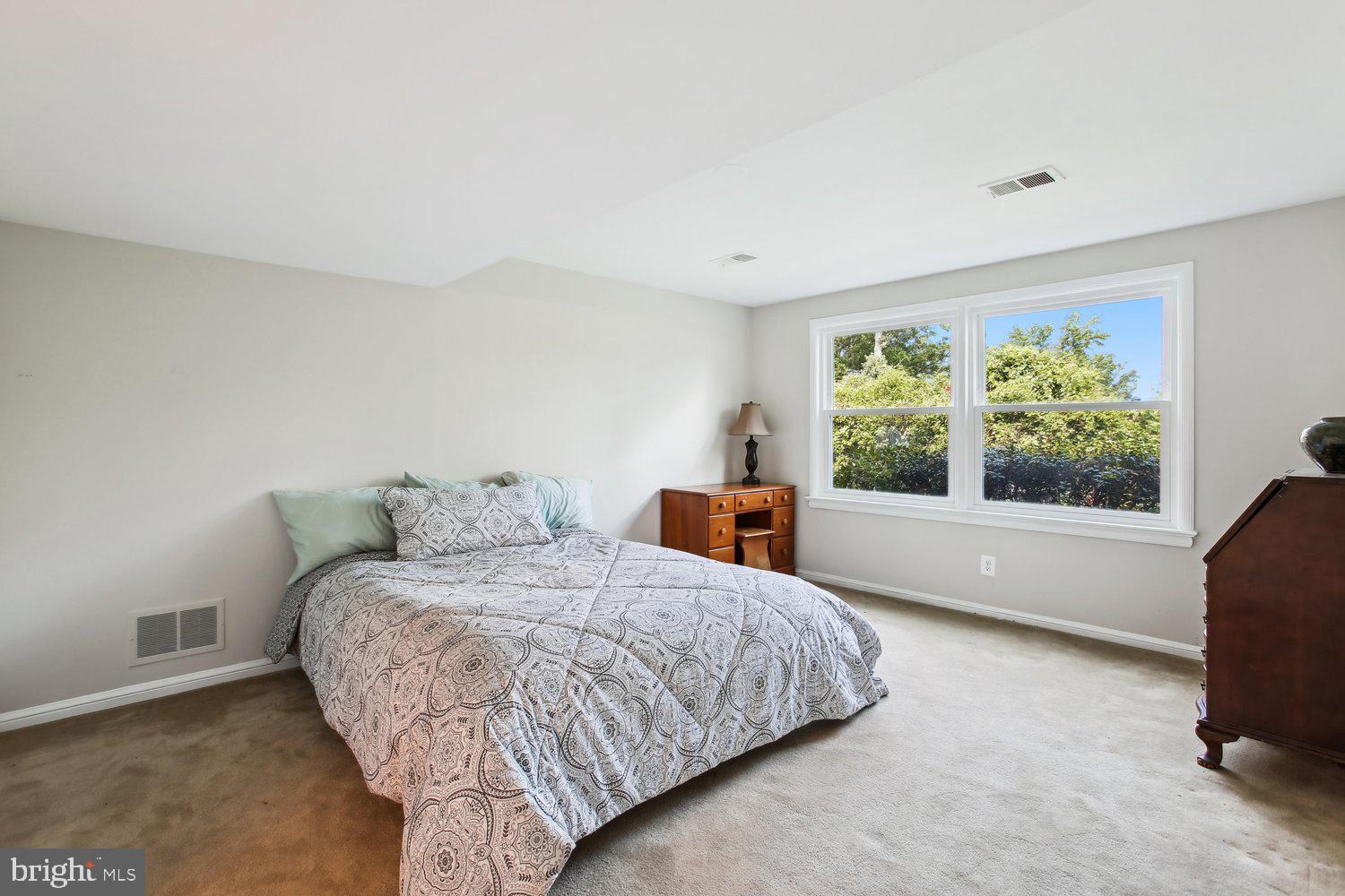 7407 GATEWOOD COURT