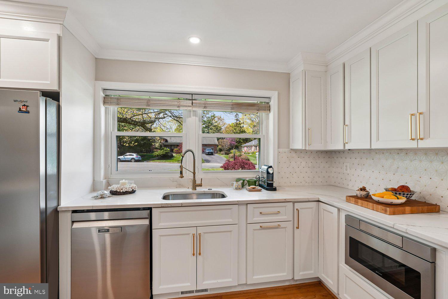7407 GATEWOOD COURT