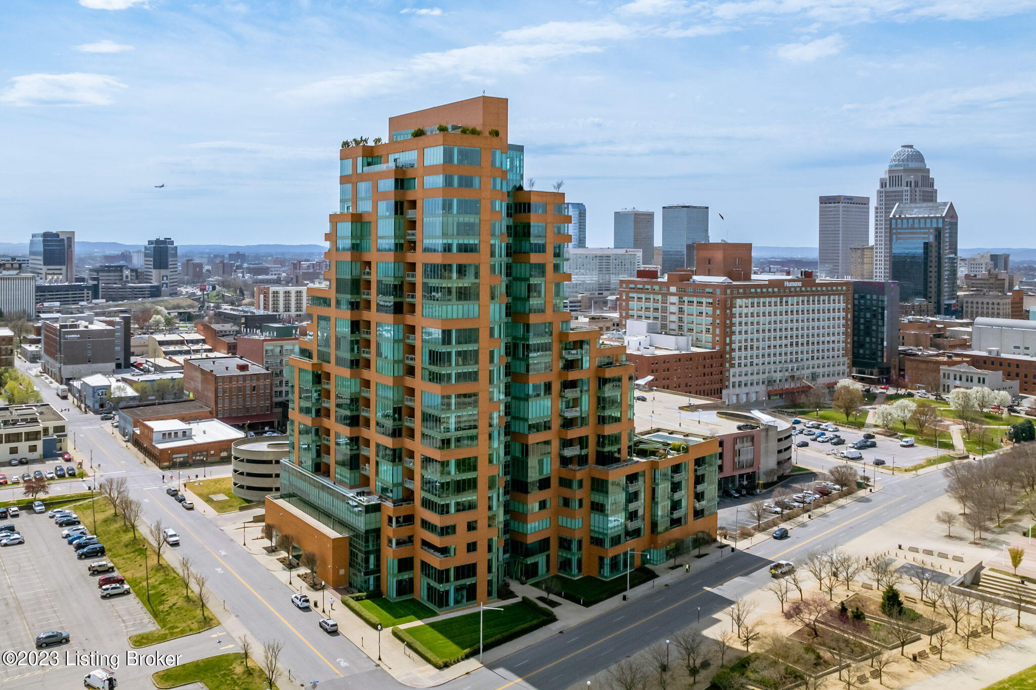 222 E Witherspoon St, 1702