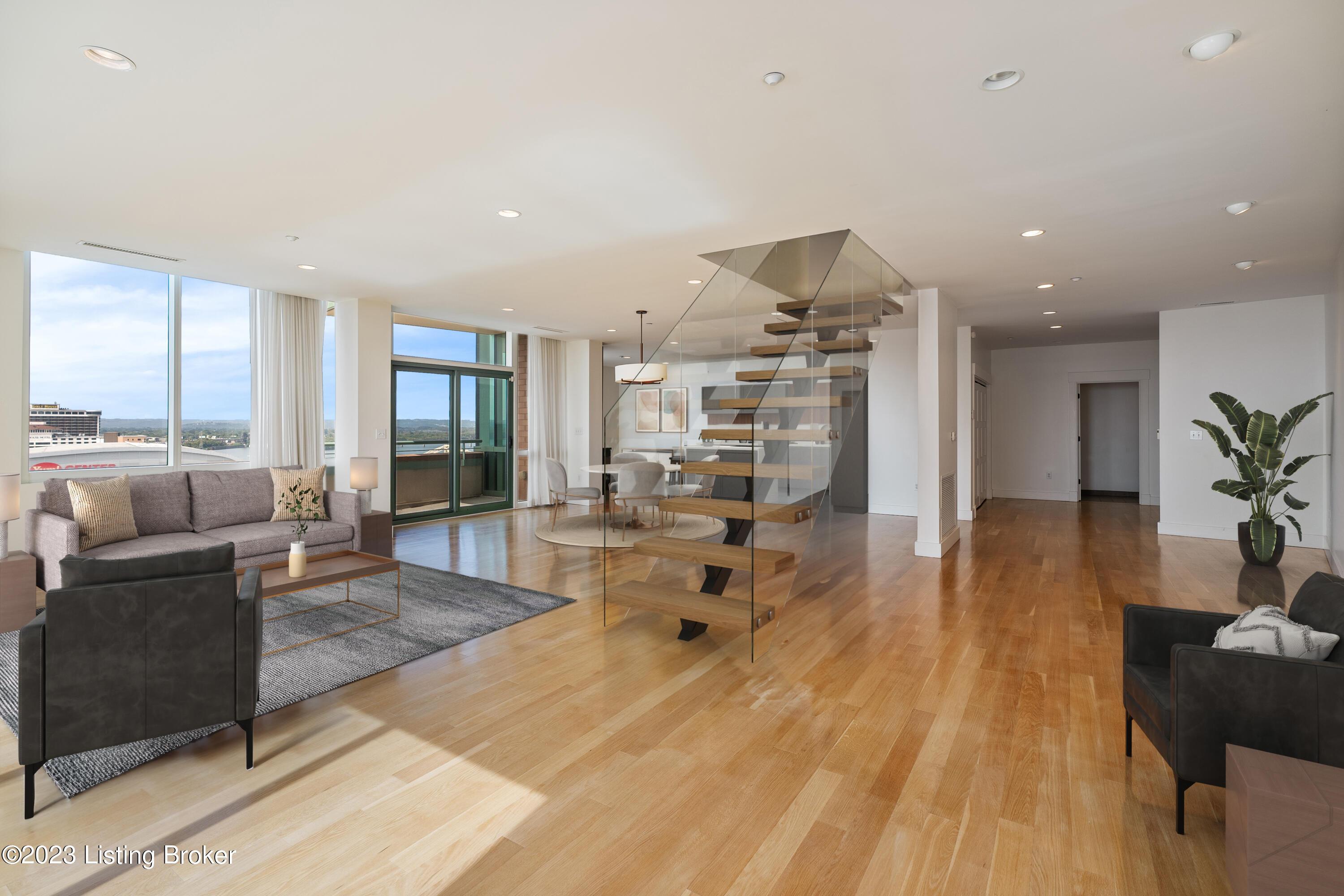 222 E Witherspoon St, 1702
