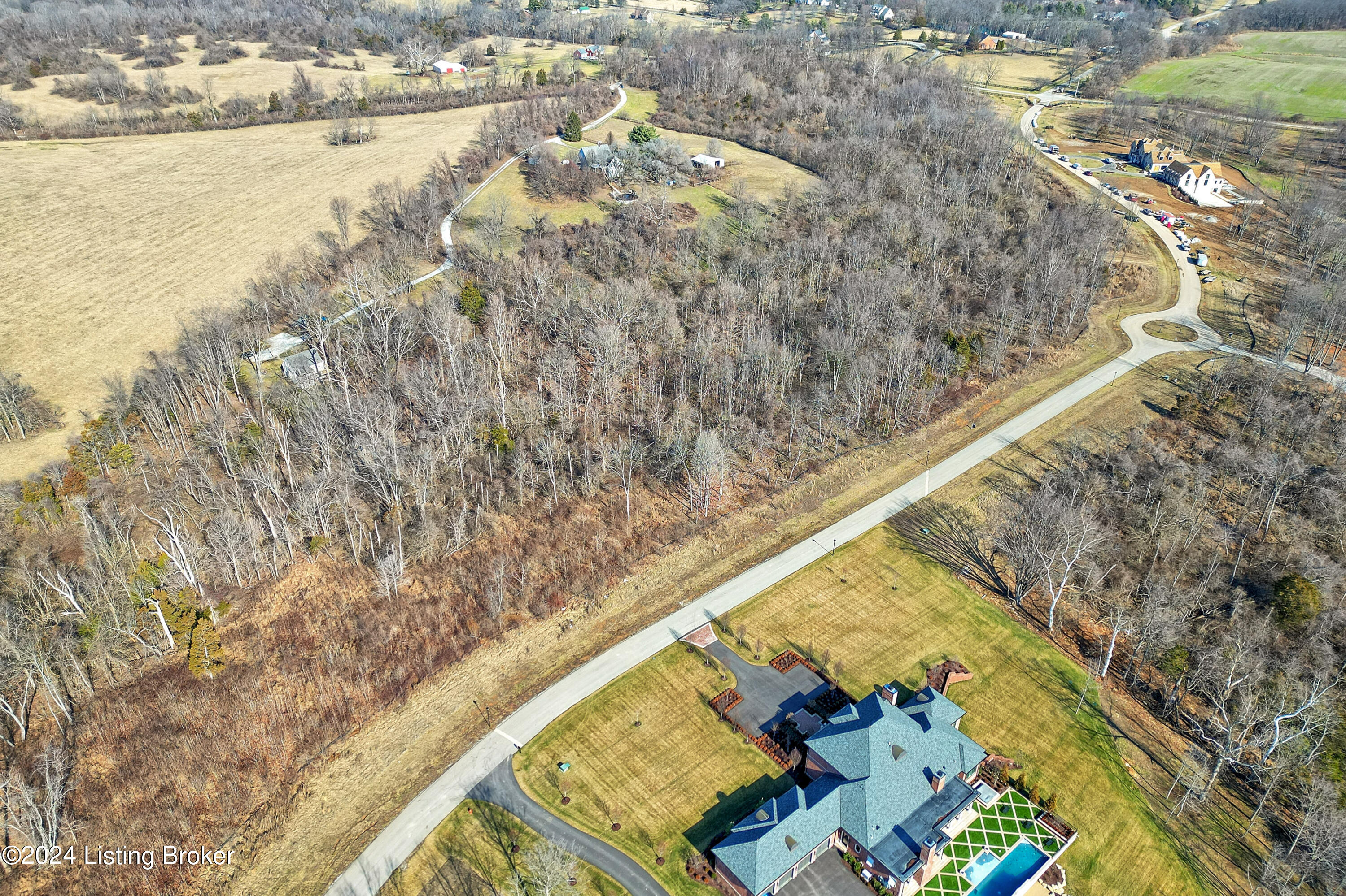2 Enclave Dr