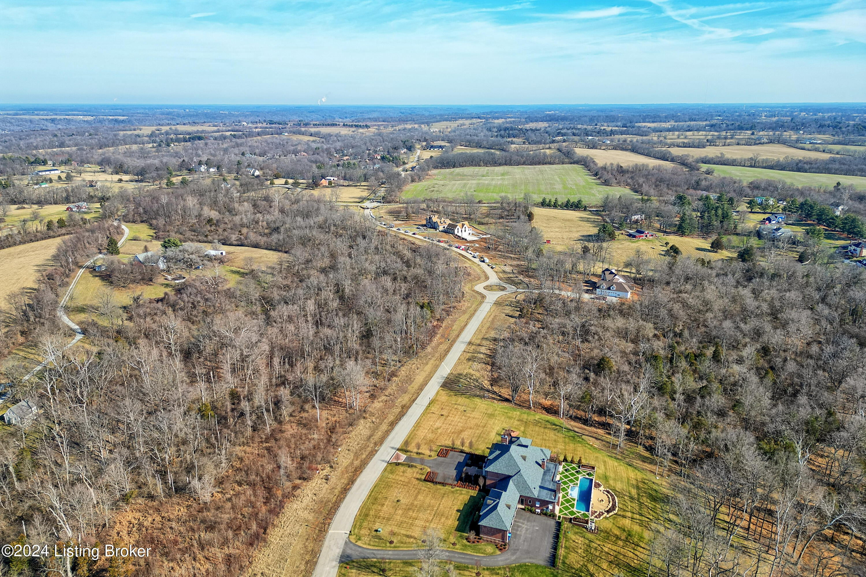2 Enclave Dr