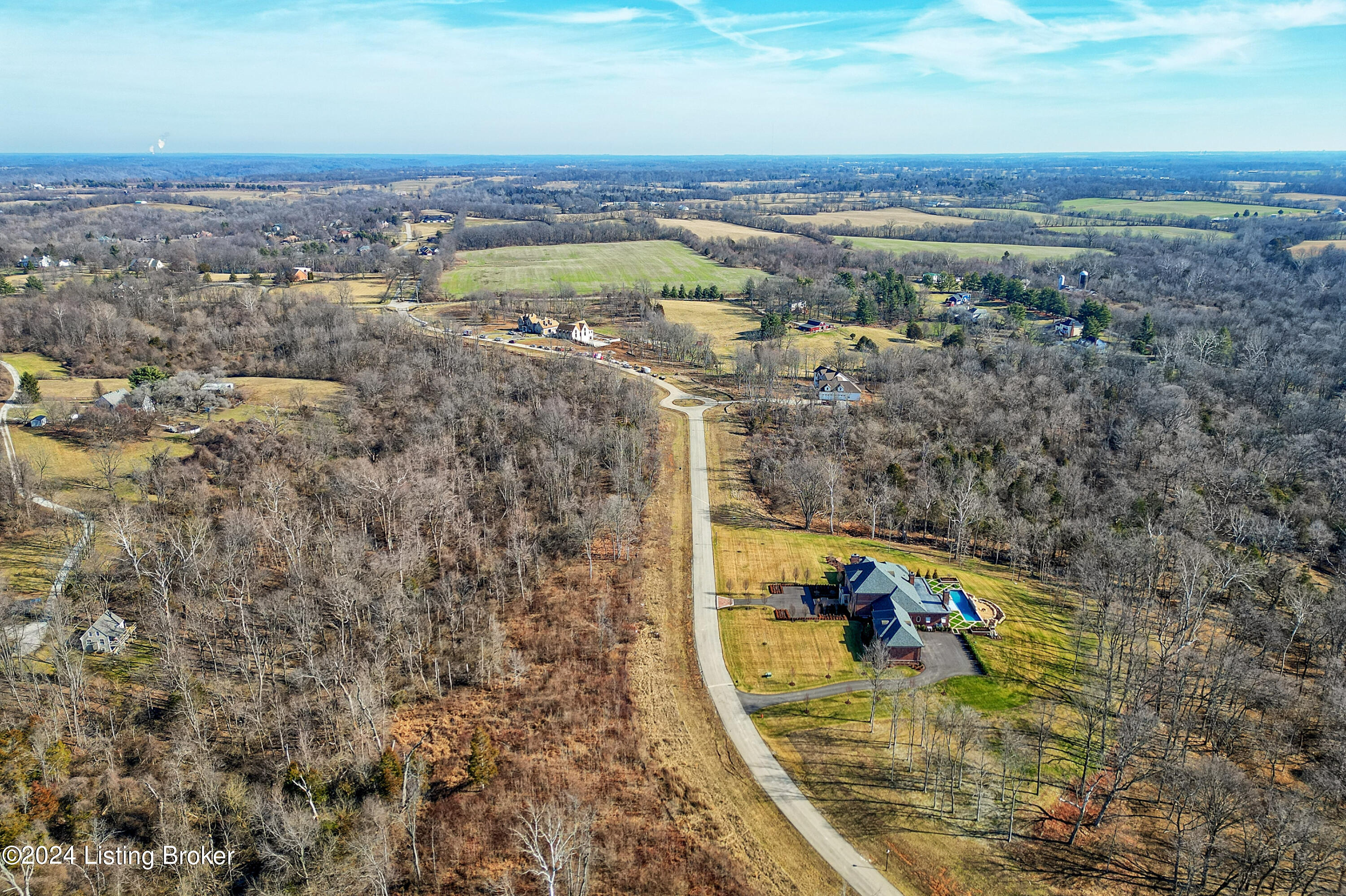 2 Enclave Dr