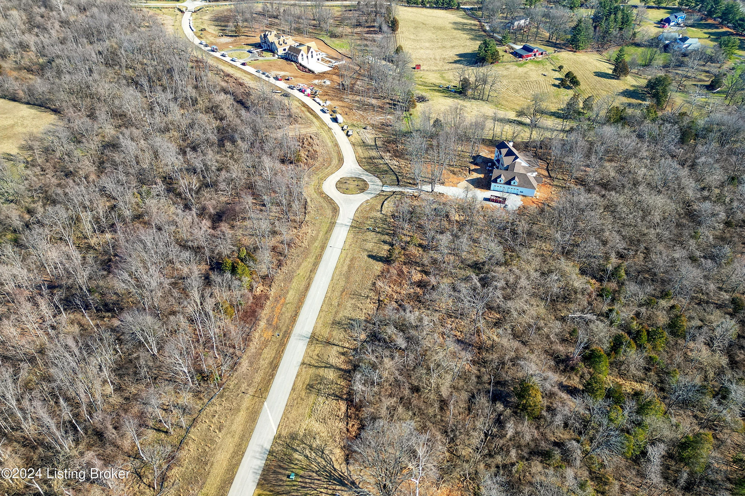 2 Enclave Dr