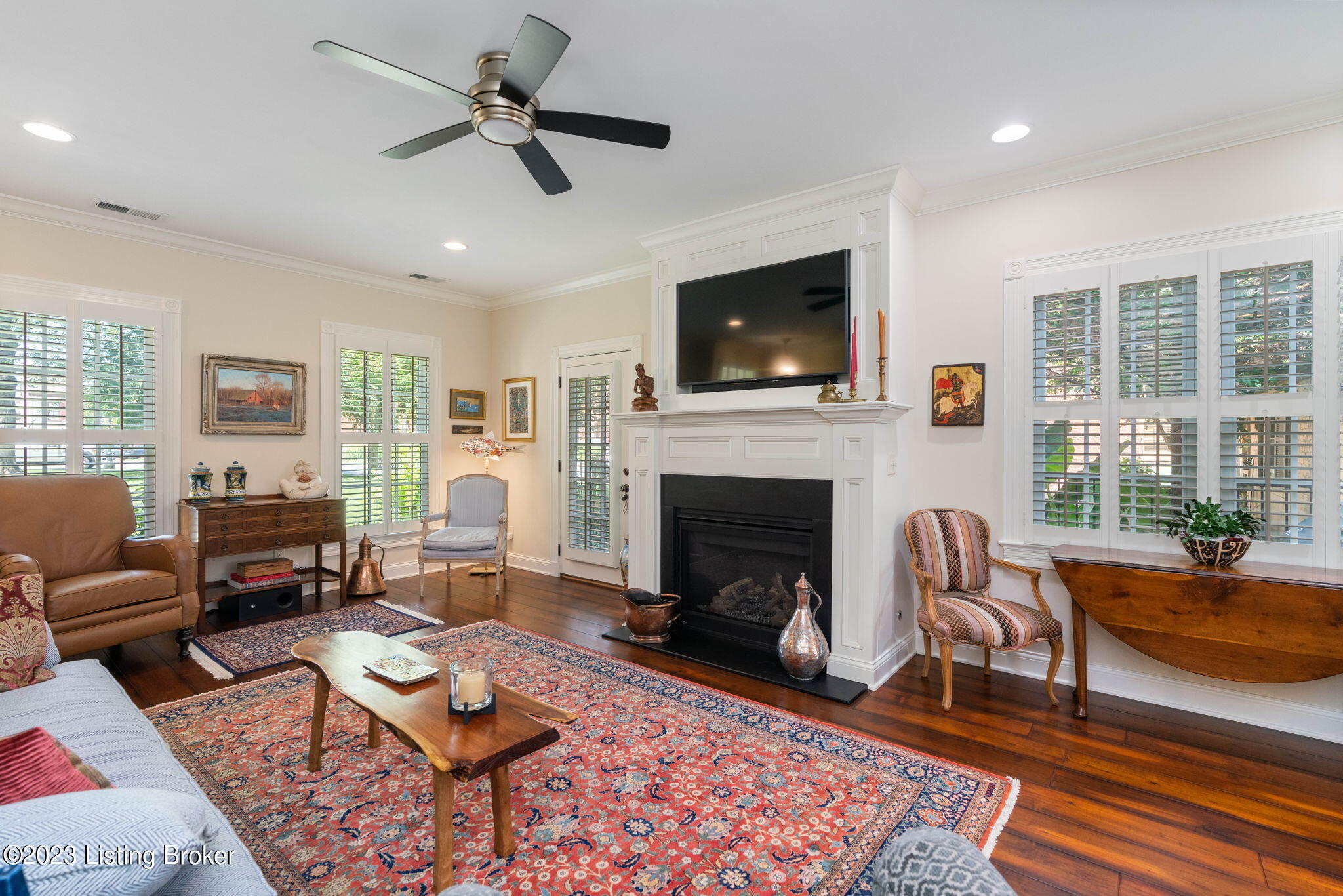 105 E Stephen Foster Ave, 5