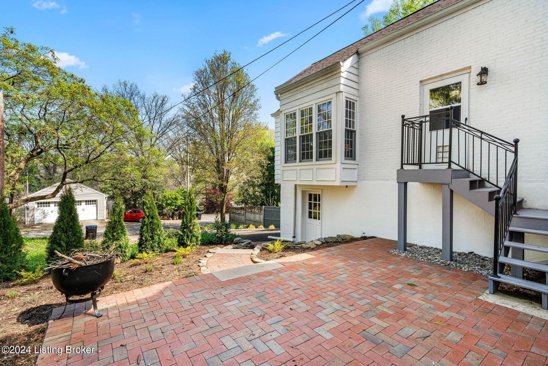 2407 Top Hill Rd