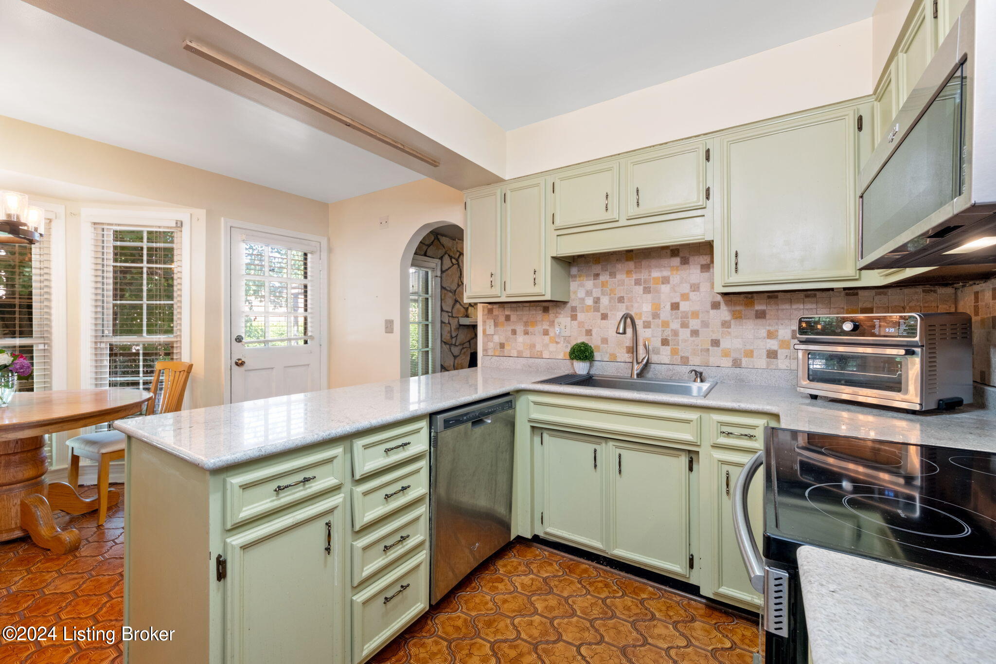 2602 Stony Brook Dr