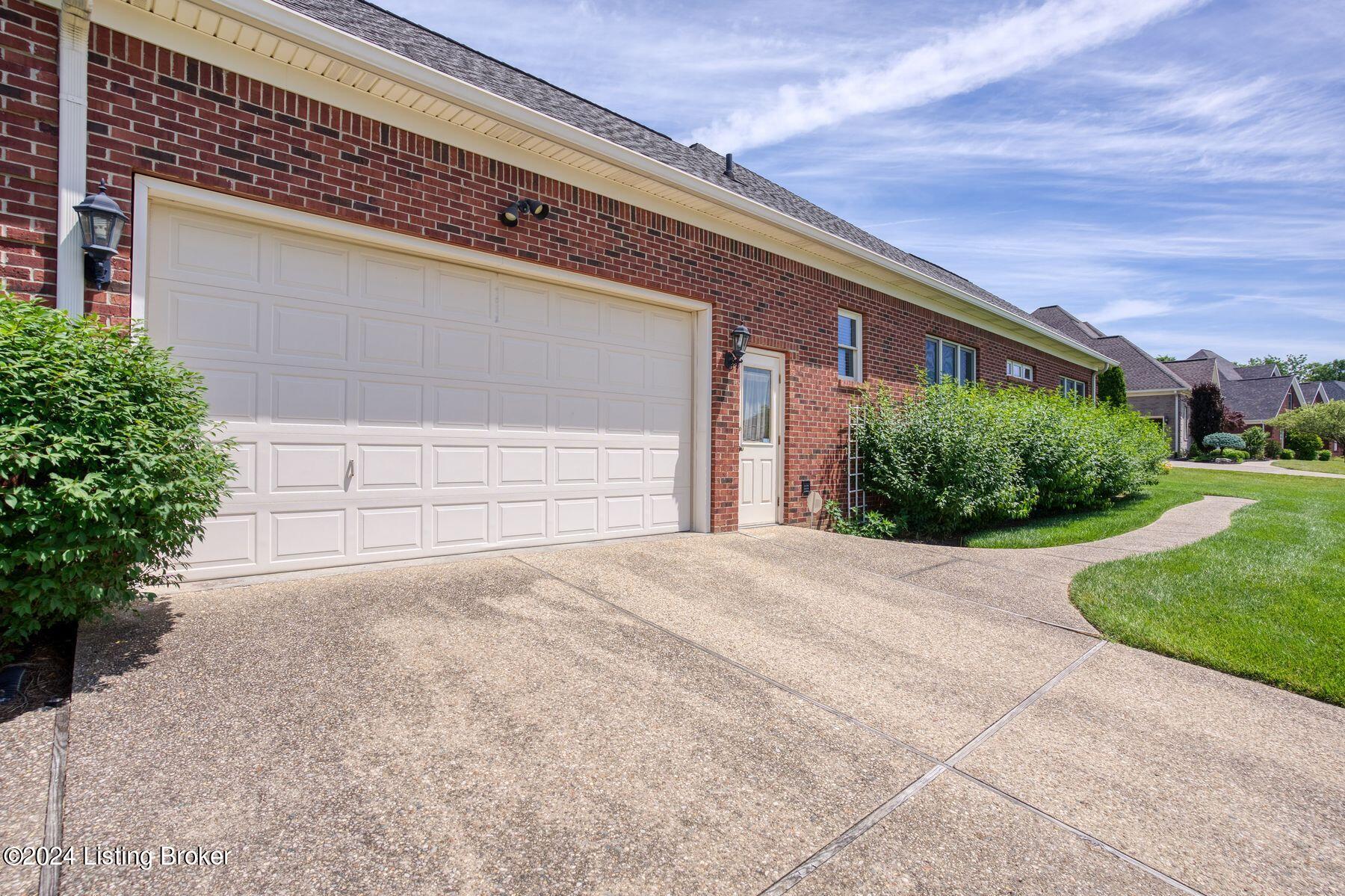 309 Gablewood Cir