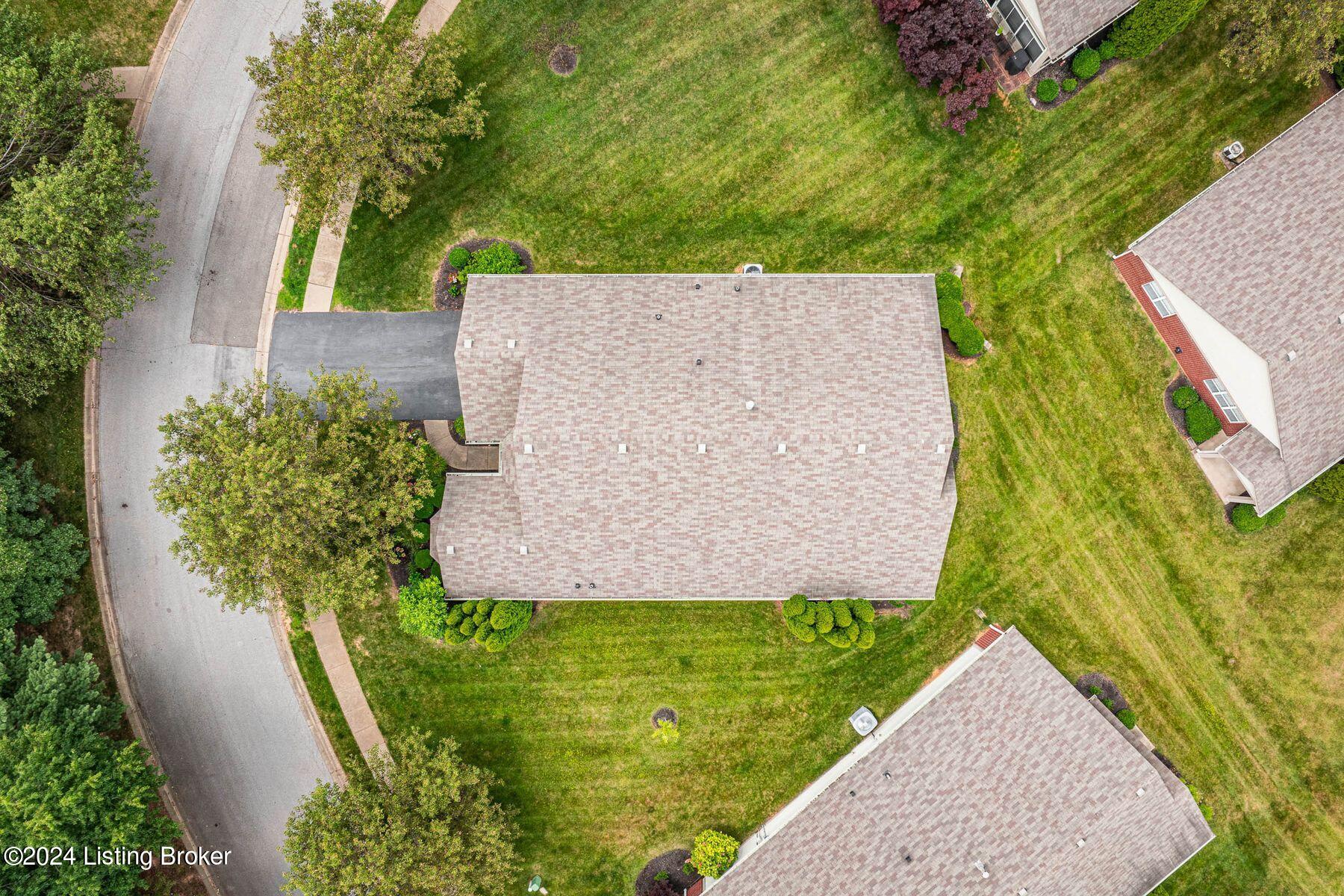 5009 Caerlson Ln