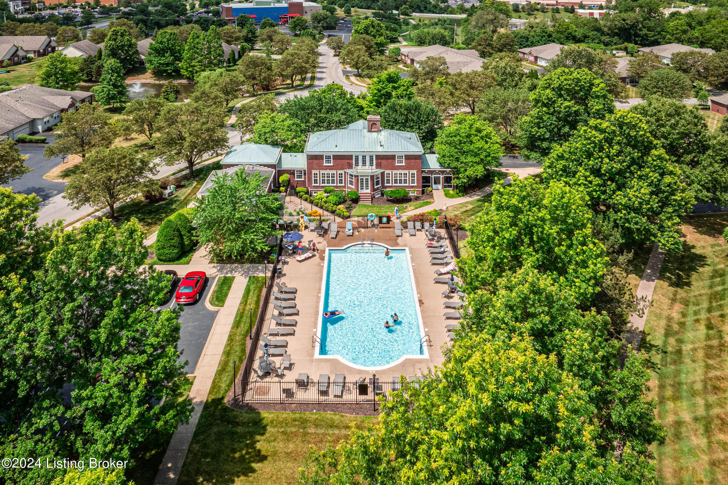 5009 Caerlson Ln