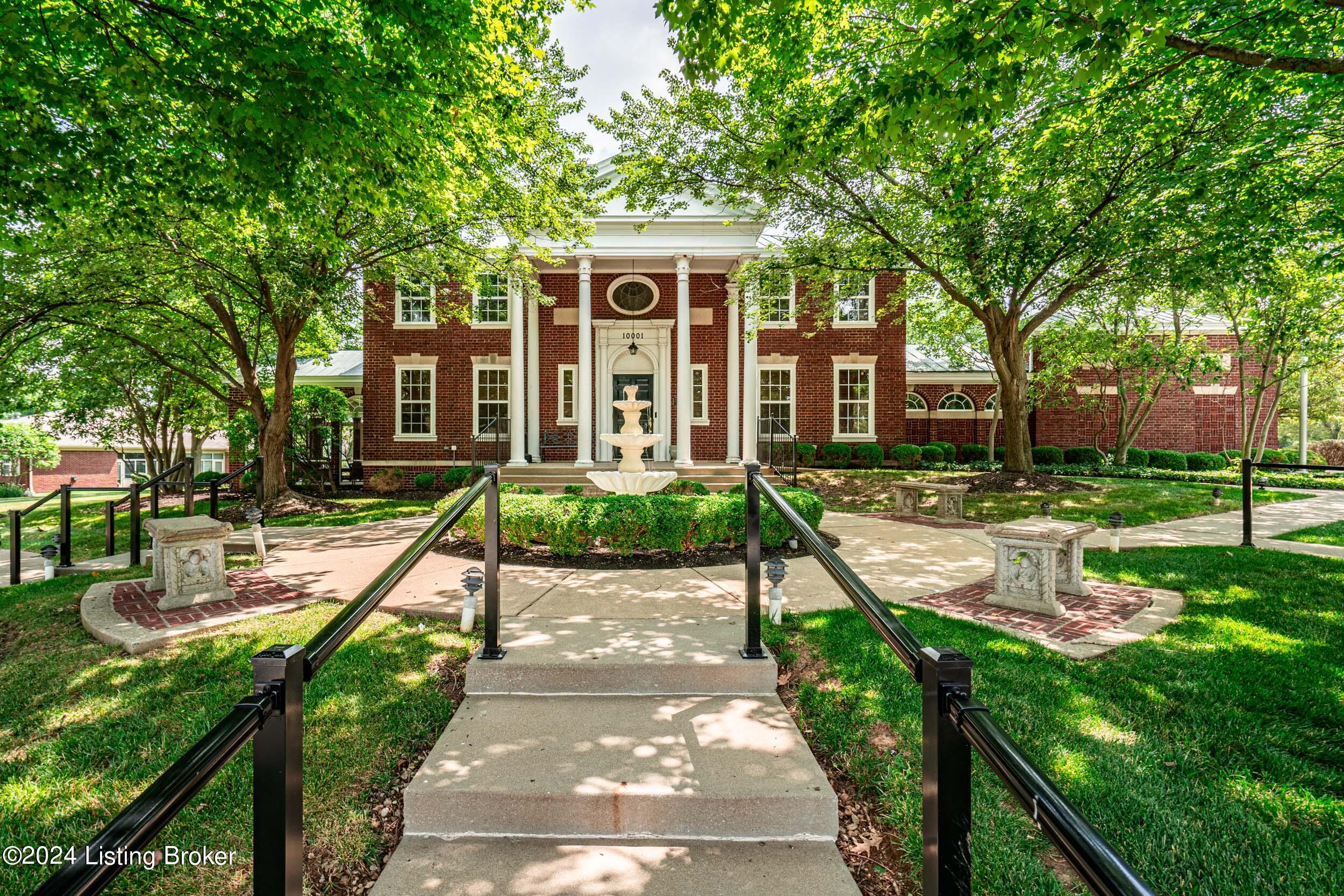 5009 Caerlson Ln