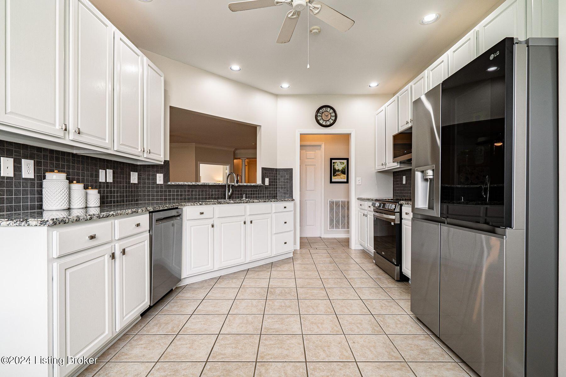 5009 Caerlson Ln