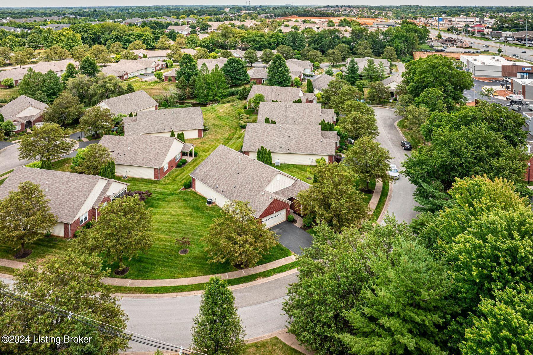 5009 Caerlson Ln