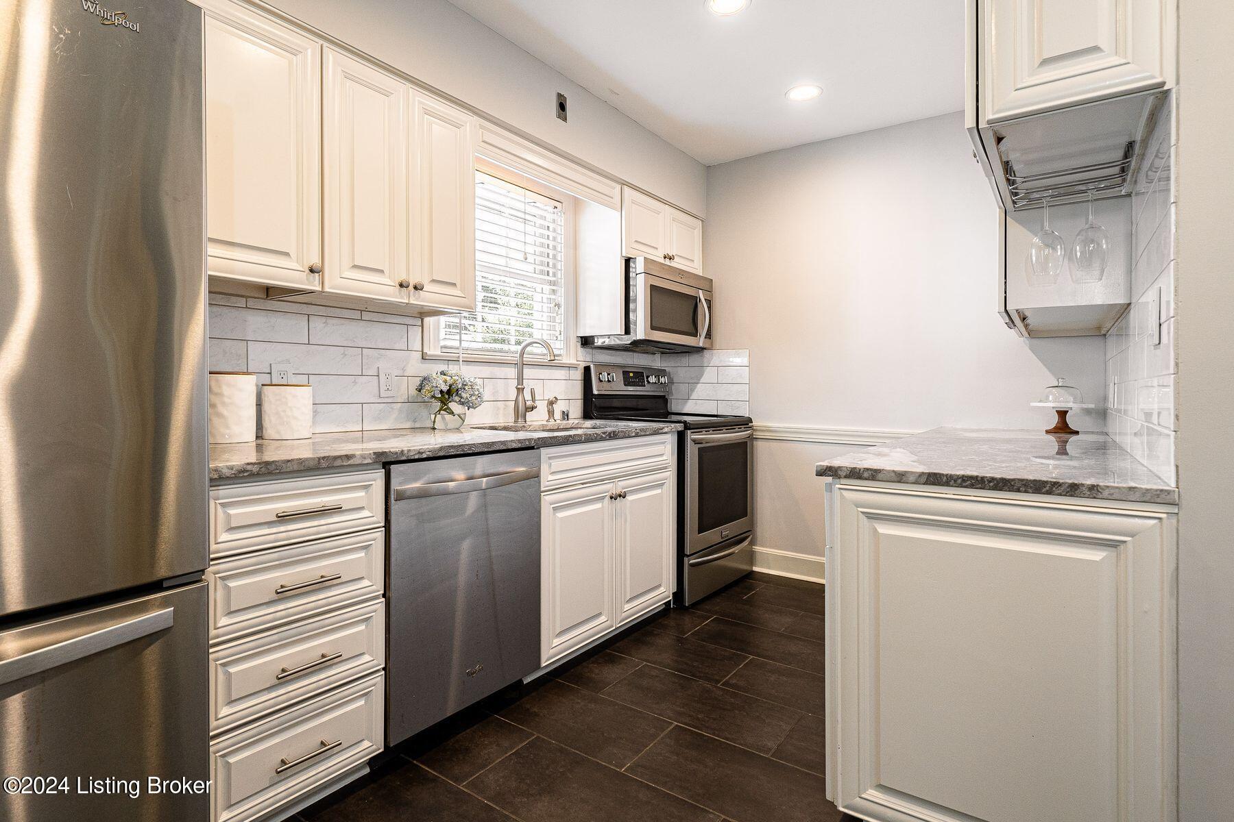 215 Fairmeade Rd