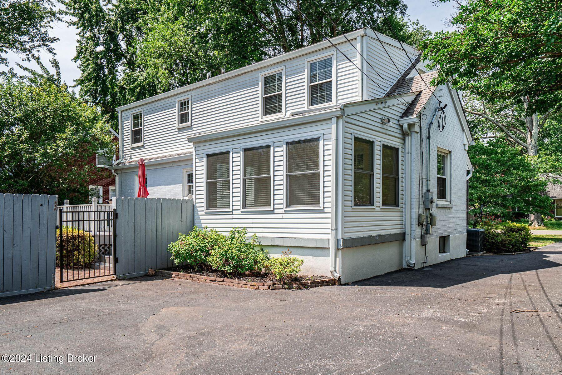 215 Fairmeade Rd