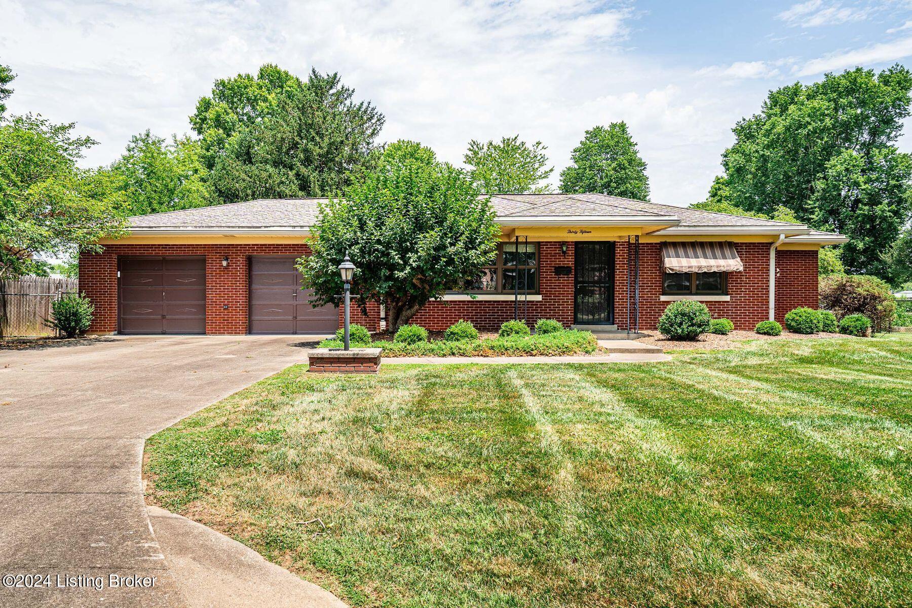 3015 Flair Knoll Dr