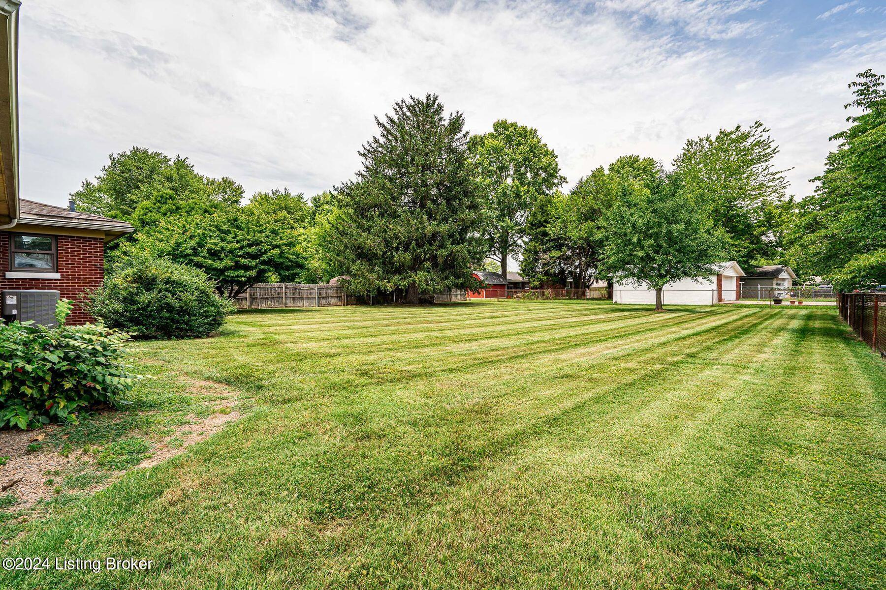 3015 Flair Knoll Dr
