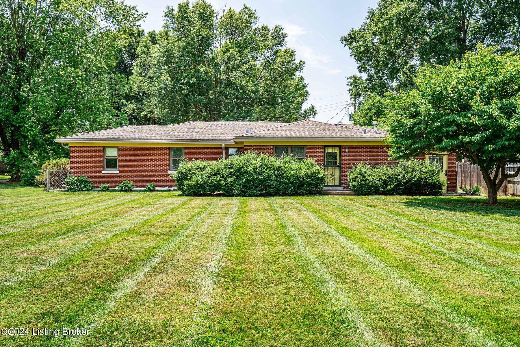3015 Flair Knoll Dr