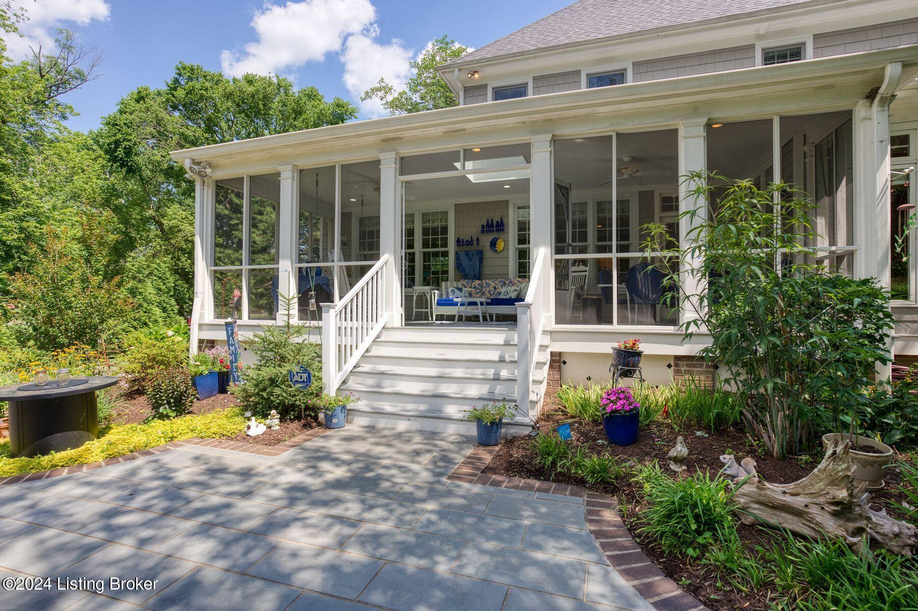 6806 Windham Pkwy