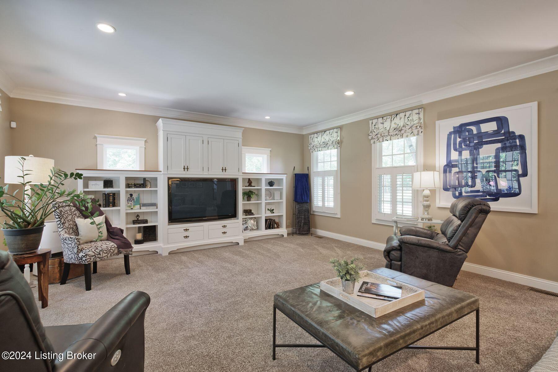 6806 Windham Pkwy