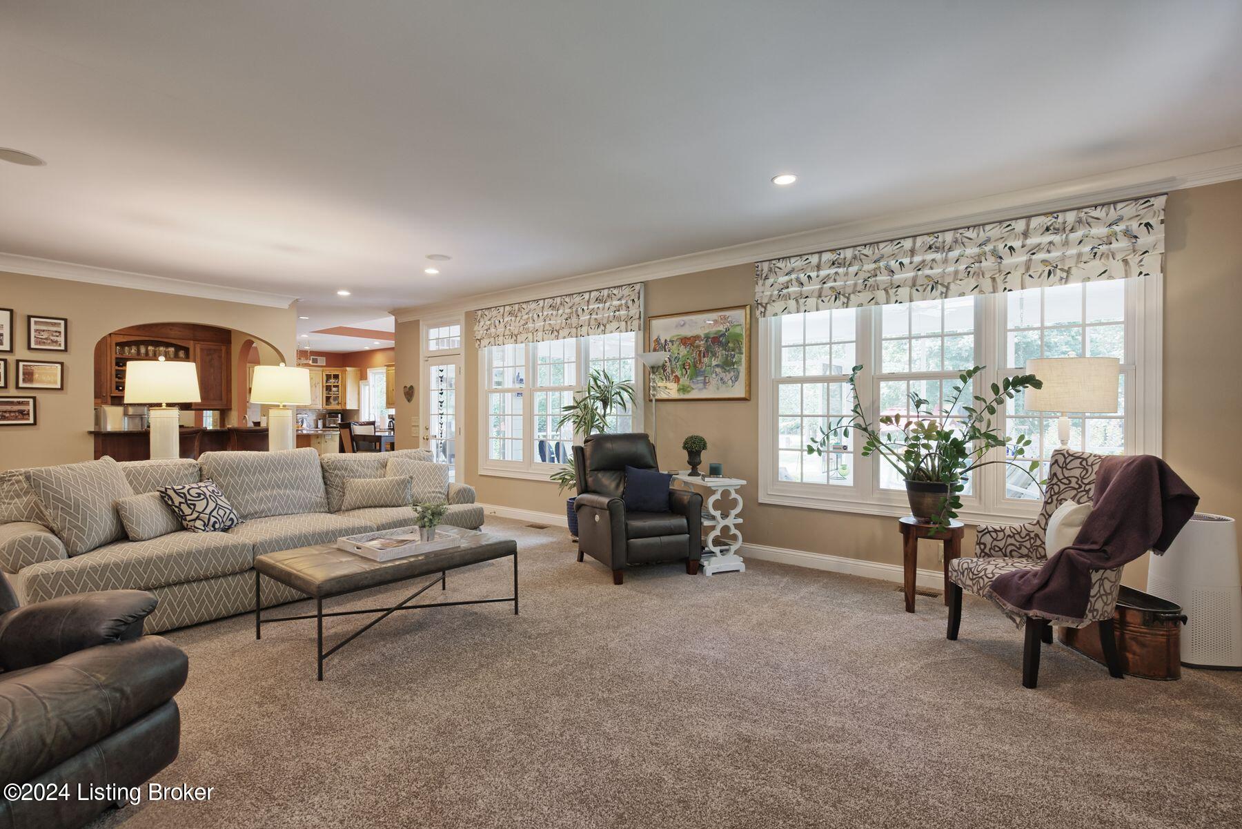 6806 Windham Pkwy