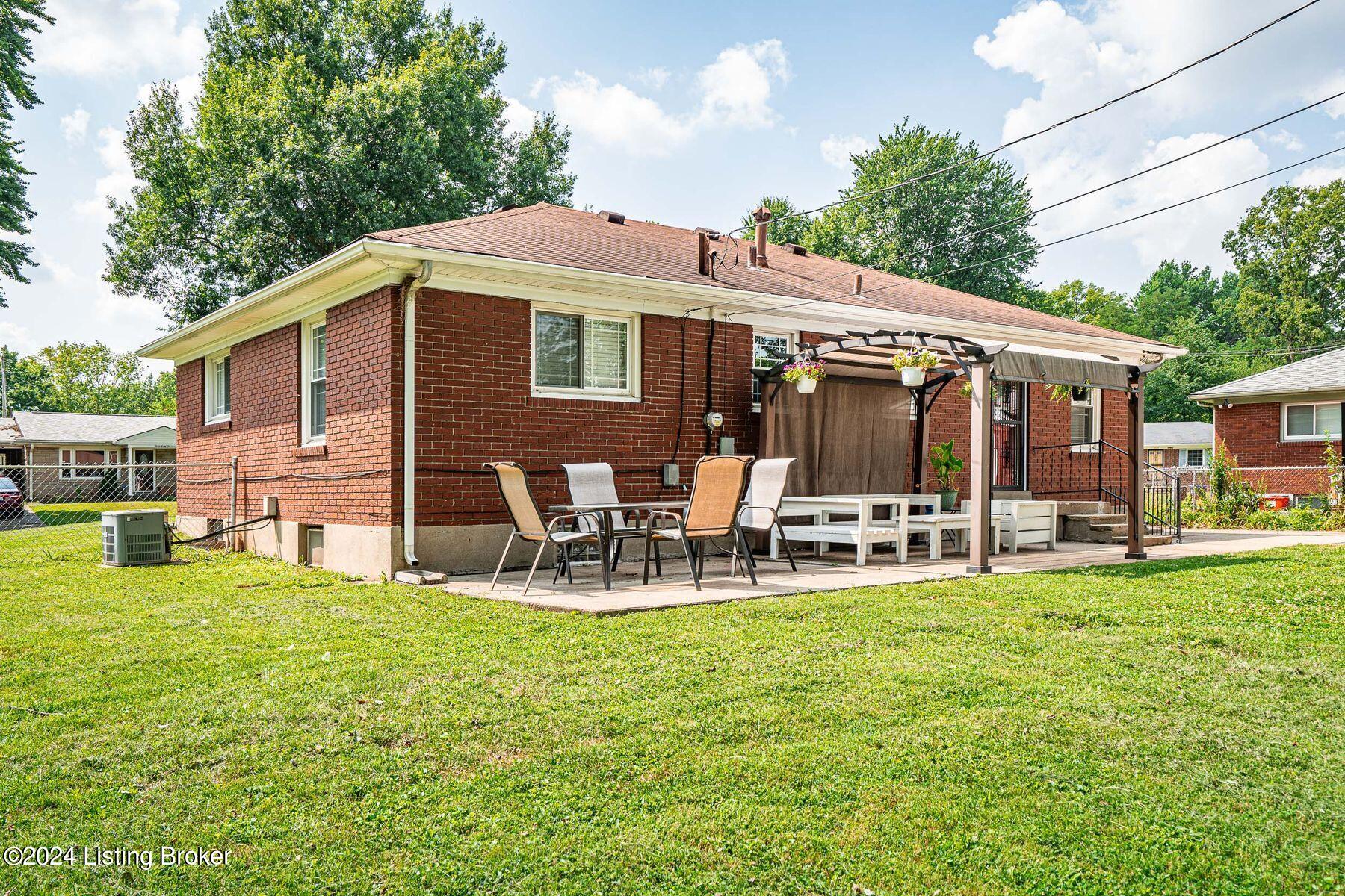 3813 Greenwich Rd