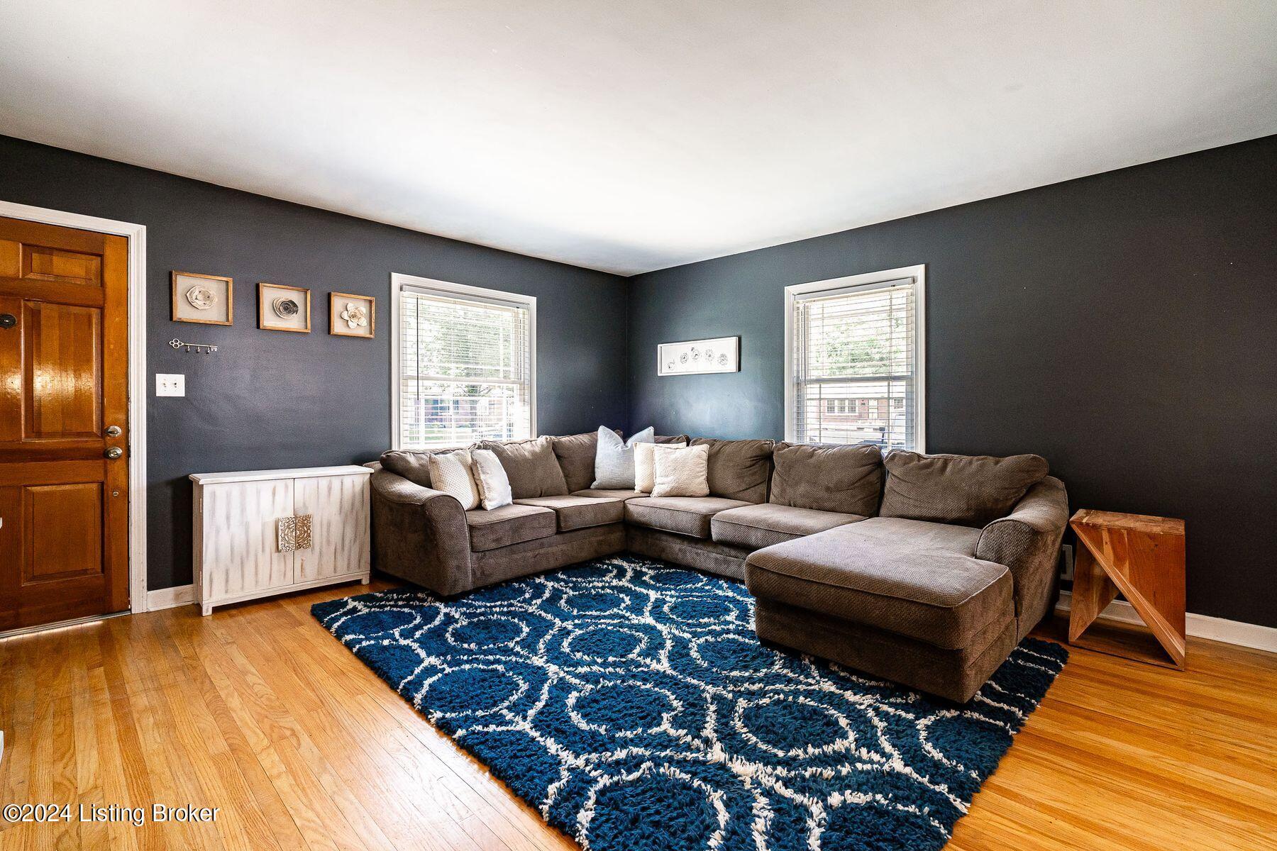 3813 Greenwich Rd