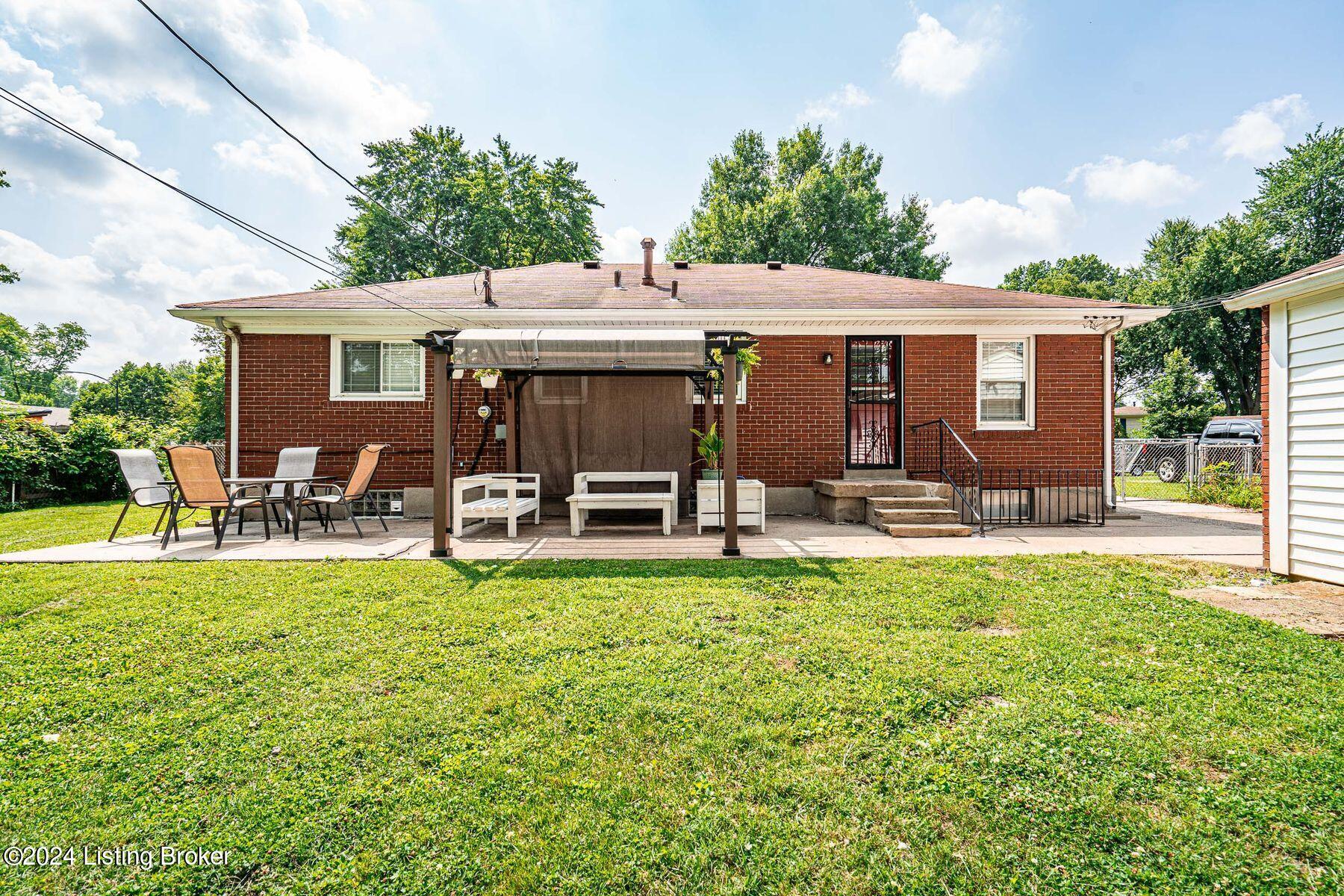 3813 Greenwich Rd