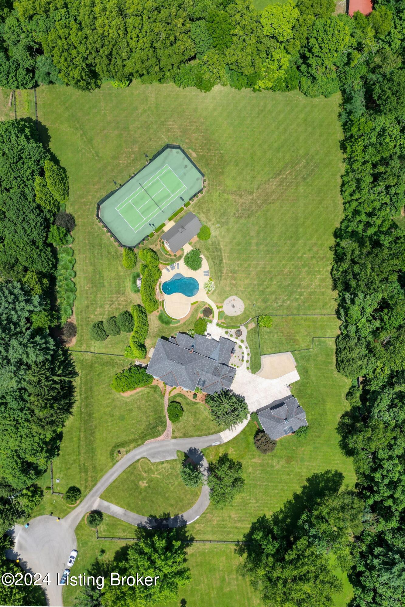 2301 Homewood Dr