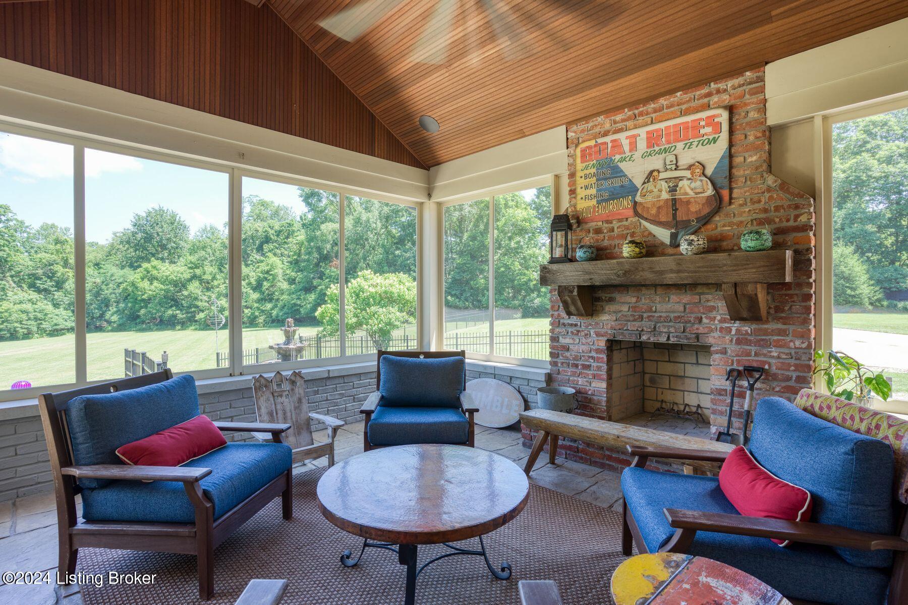 2301 Homewood Dr