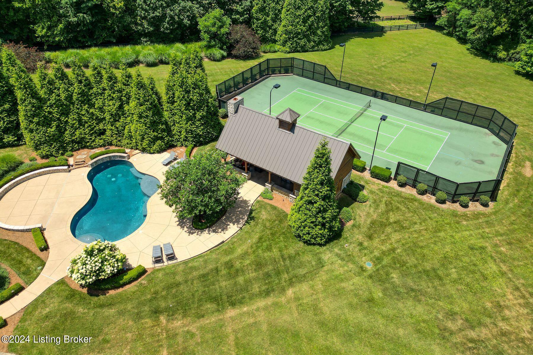 2301 Homewood Dr