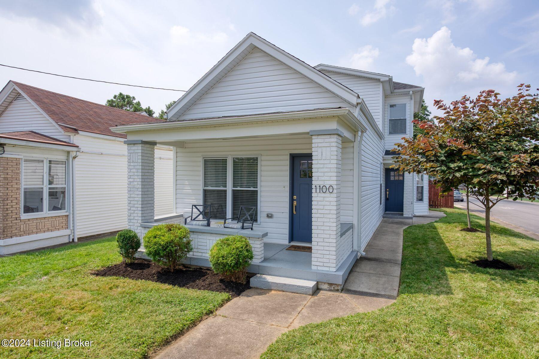 1100 Charles St