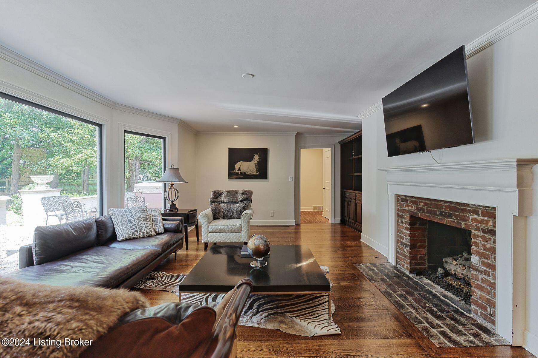 3709 Hillsdale Rd