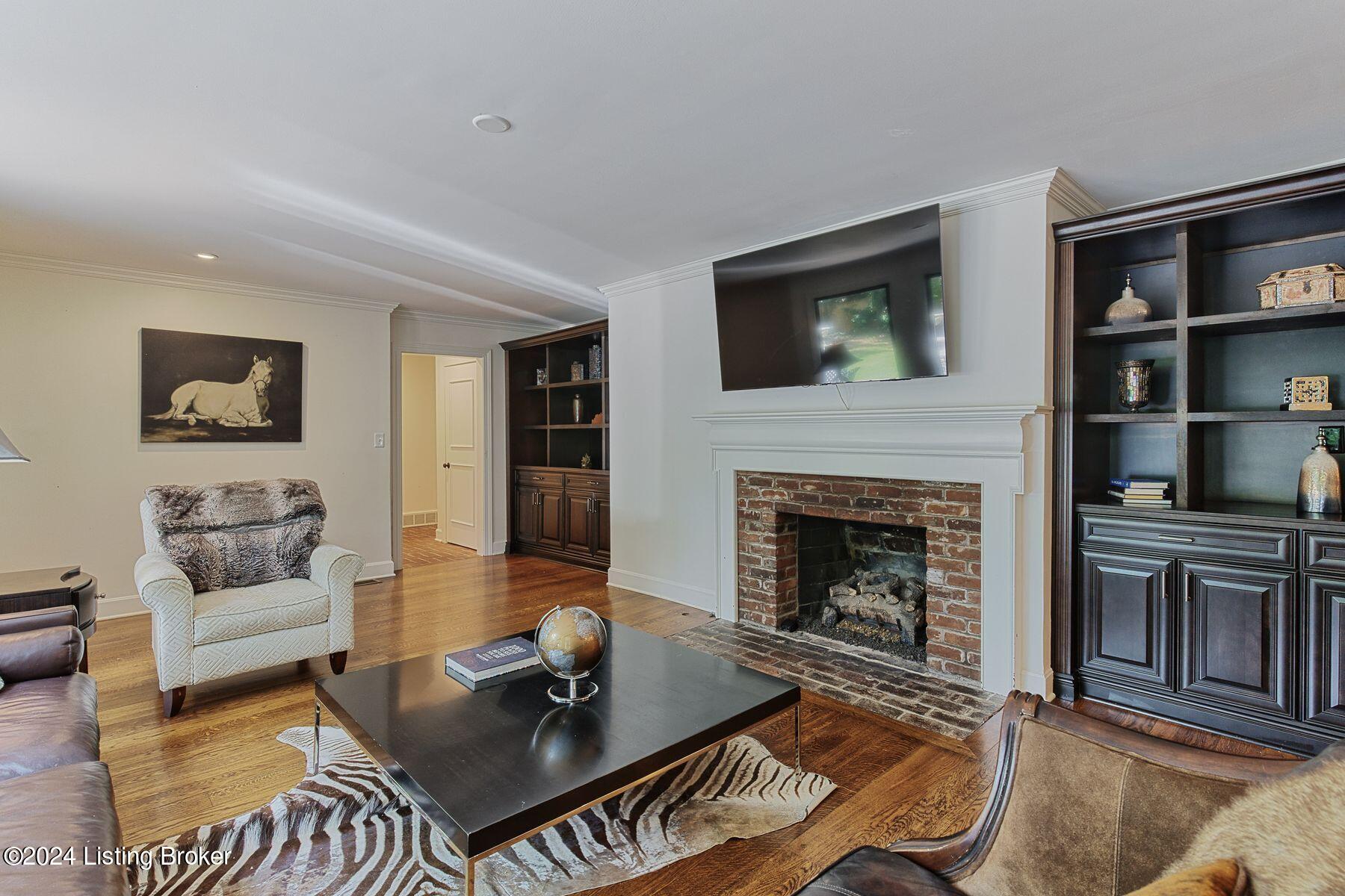 3709 Hillsdale Rd