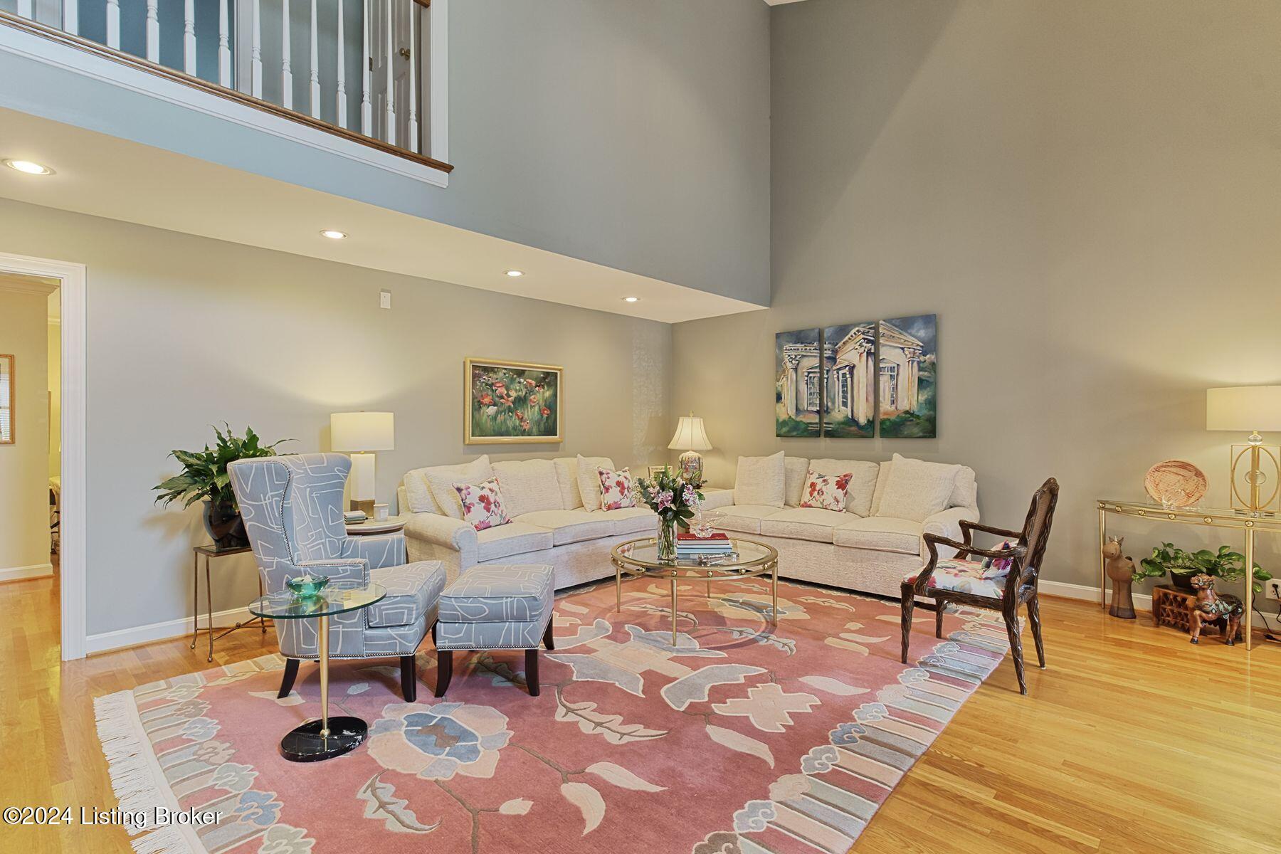 2637 Seminary Dr