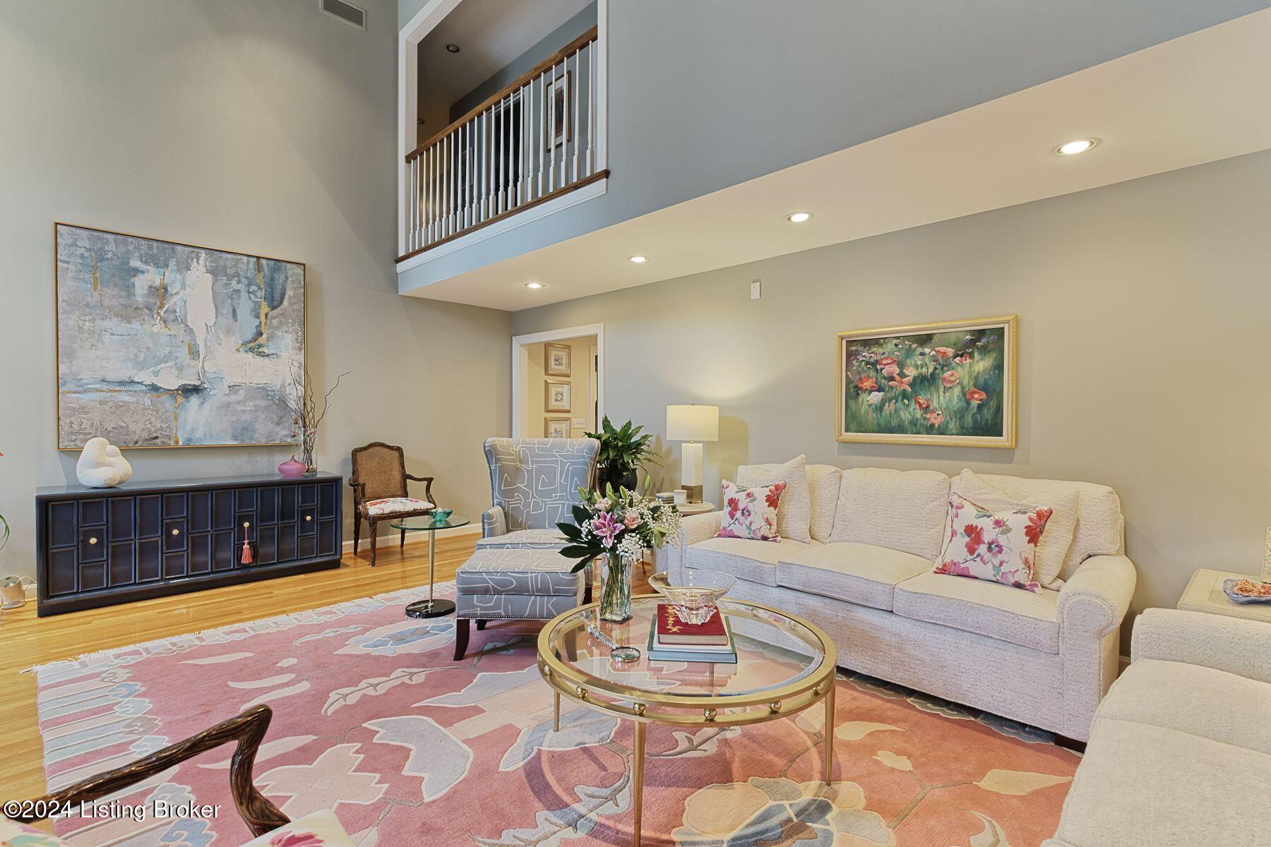 2637 Seminary Dr